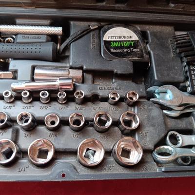NUMEROUS TOOLS IN A PORTABLE BOX