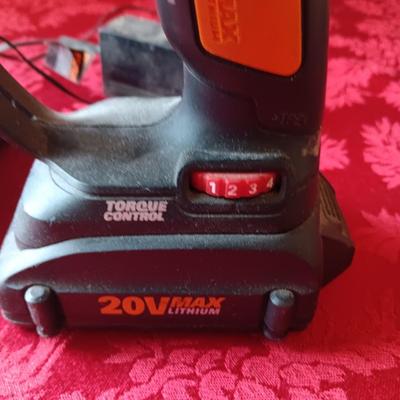 WORX 20V CORDLESS DRILL WITH CHARGER AND 2 BATTERIES. PANAVISE & CASTERS