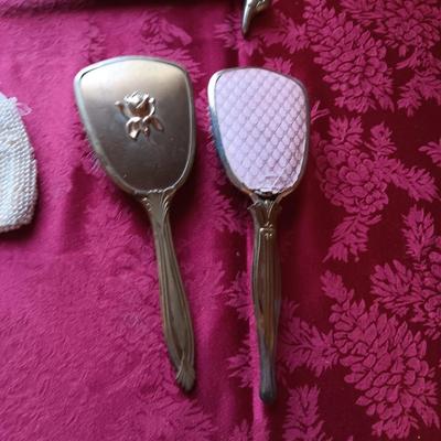 VINTAGE BEADED PURSE IN NEED OF REPAIR, OLD HAIR BRUSHES, DUCK HEAD SHOE HORN AND OLD AVON PERFUME