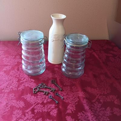 2 RIBBED GLASS JARS MADE IN ITALY, CERAMIC MILK CONTAINER AND SOME SKELETON KEYS