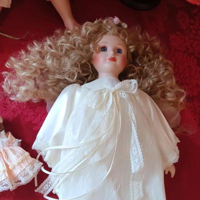 PORCELAIN ANGELS AND DOLLS
