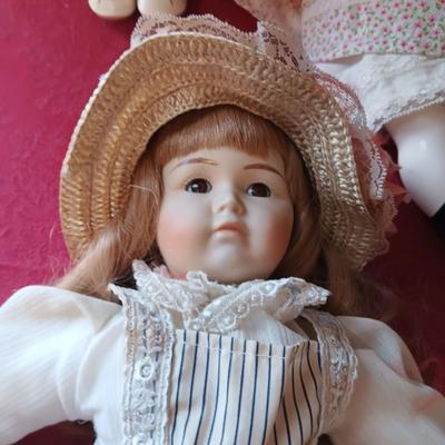SEYMOUR MANN AND OTHER PORCELAIN DOLLS
