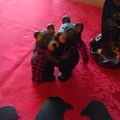 WALL HANGINGS AND VARIOUS KNICK KNACKS
