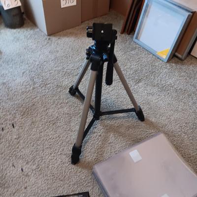 VELBON CX 580 ADJUSTABLE TRIPOD, THICK PAGE PROTECTORS AND GARTH BROOKS ON CD