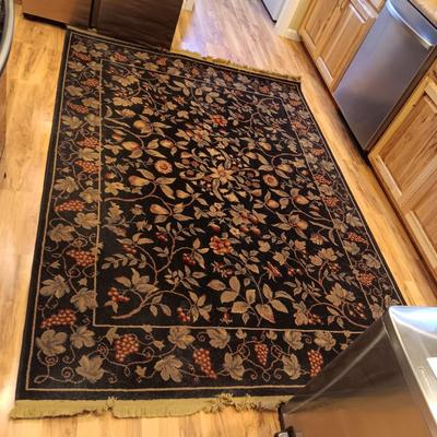 AREA RUG