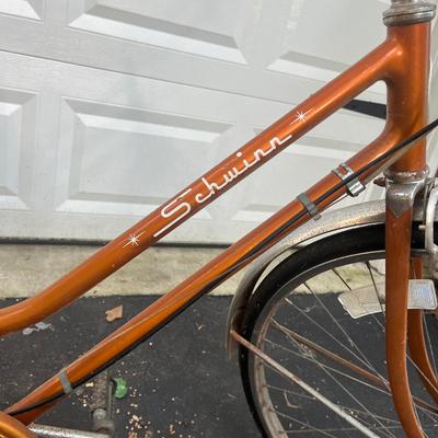 Schwinn Deluxe Breeze Three Speed Bicycle (S-MG)