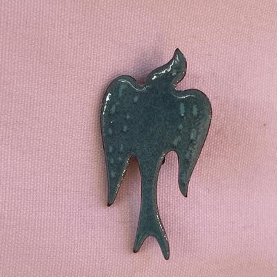 Animal brooches