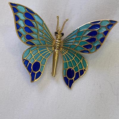 Animal brooches