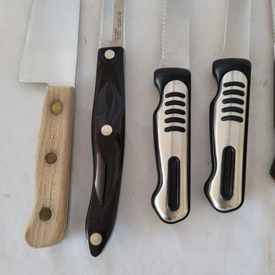 Kitchen Knives, Blocks, and Sharpener (K-EL)