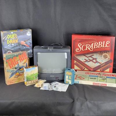 Vintage Board Games (Complete) & Samsung TV W/remote