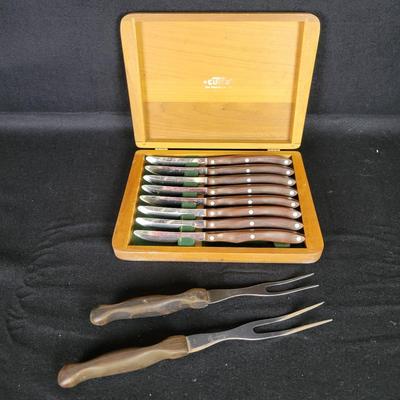 Set/8 Cutco Steak Knives in Wooden Box & (2) Cutco Meat Forks