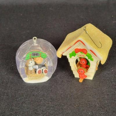 CHA224 (2) Vintage Hallmark Ornaments: 1981 Frosty Friends #2 Eskimo, 1979 Ready For Christmas