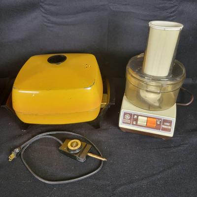 CHA228 (2) Small Kitchen Appliances: General Electric Food Processor, Westbend Electric Skillet