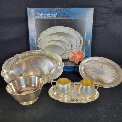 CHA291 Assorted Silverplate: Empire Craft, Wallace, Oneida, Wm Roger's, Etc