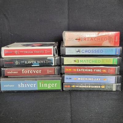 CHA302 Assorted CD Audio Books: Stiefvater, Allyson Condie, Collins