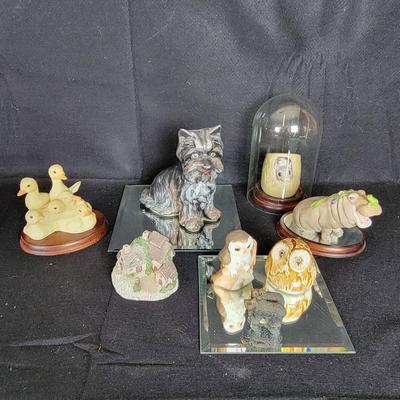 CHA321 Assorted Animal Figurines 