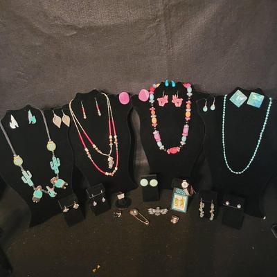 CHA381 Assorted Southwestern Style Jewelry, Etc