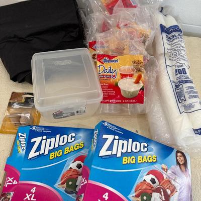 Soufflé cups, Ziploc big bags and more