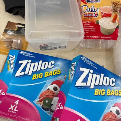 Soufflé cups, Ziploc big bags and more