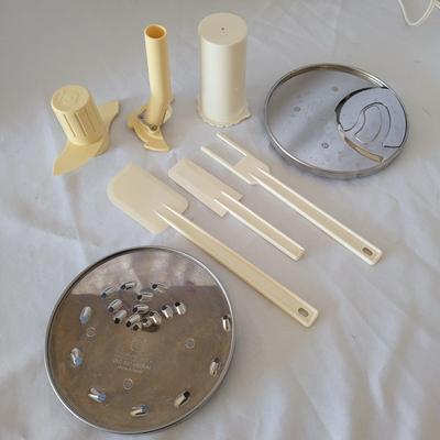 Crock Pot, Food Processor, Grinder, and Can Opener (K-EL)