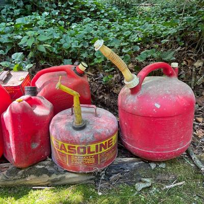 Collection of Gas Cans (S-MG)