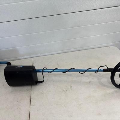 Pioneer 505 metal detector