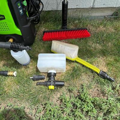 GREENWORKS PRESSURE WASHER WITH VARIOUS SCRUB BRUSHES