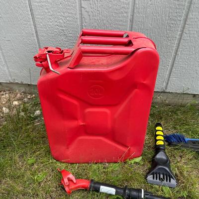 JERRY GAS CAN AND SNOW/ICE SCRAPERS