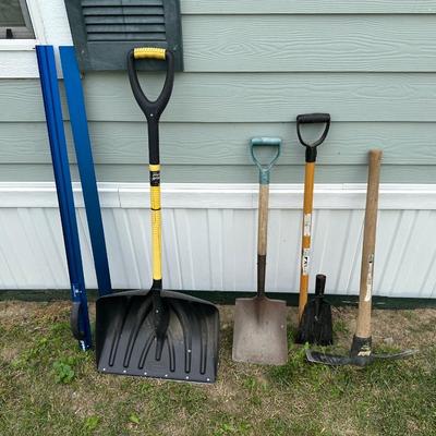 YARD TOOLS