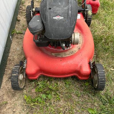 MTD LAWN MOWER, GAS CAN AND GARDEN HOSES