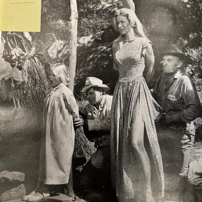 PROMOTIONAL PHOTOS