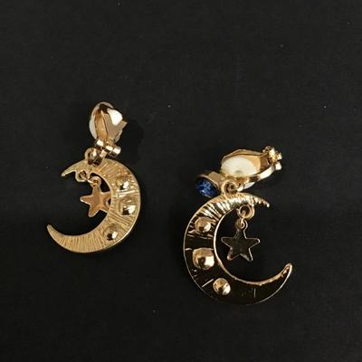 Cute sensitive solution moon clip on earrings