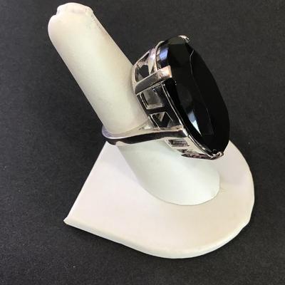 Vintage black onyx, silver toned very nice statement ring plus Vintage black onyx, silver toned very nice statement ring plus size