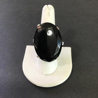 Vintage black onyx, silver toned very nice statement ring plus Vintage black onyx, silver toned very nice statement ring plus size