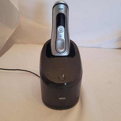 Braun and Phillips Shavers (BR2-EL)