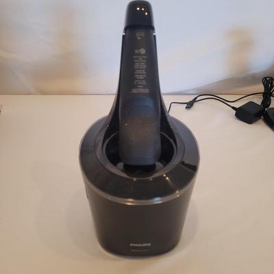 Braun and Phillips Shavers (BR2-EL)