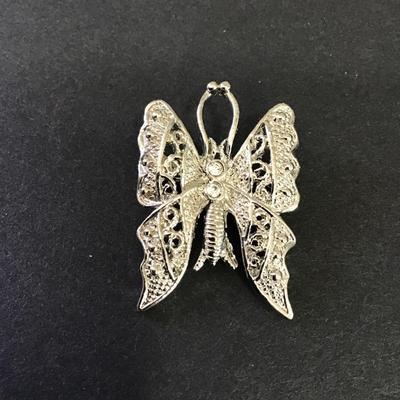 Vintage Silver tone, rhinestone butterfly pin/brooch
