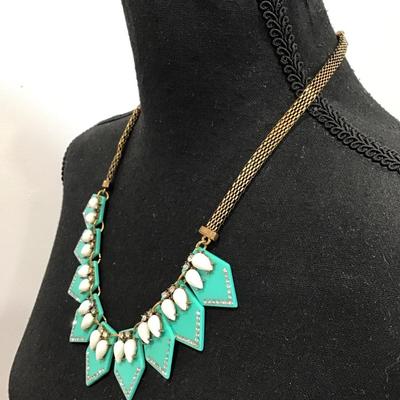 Cool vintage style statement necklace