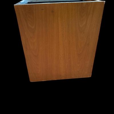 Baumen Business interiors Executive Desk and wastebasket