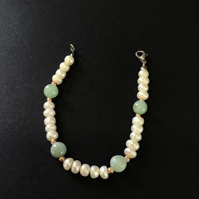 Beautiful, genuine, pearl and jade type stone beaded bracelet