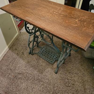 Standard Treadle Style Base Table (GB2-JS)