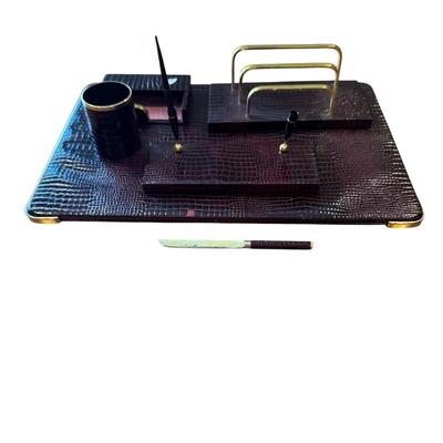 Desk set