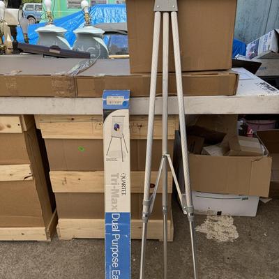 Sale Photo Thumbnail #39: This is for Quartet dual our easel.