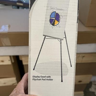 Sale Photo Thumbnail #41: This is for Quartet dual our easel.