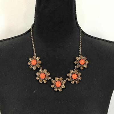 Sale Photo Thumbnail #148: Beautiful, gold tone, fashion, statement necklace. Please see attached photos.