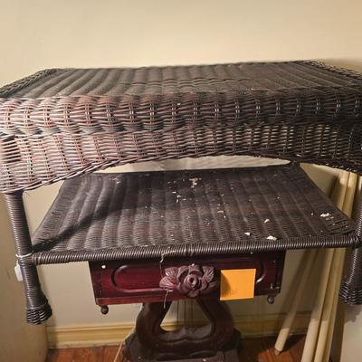 Wicker table