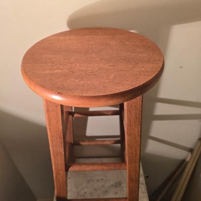 Barstool