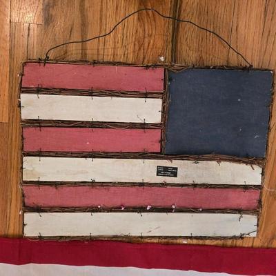 American Flag Lot – USA Flag & Rustic Wall Art