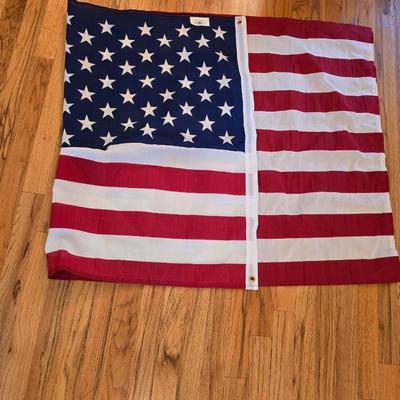 American Flag Lot – USA Flag & Rustic Wall Art