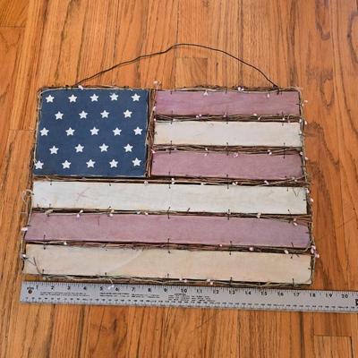 American Flag Lot – USA Flag & Rustic Wall Art